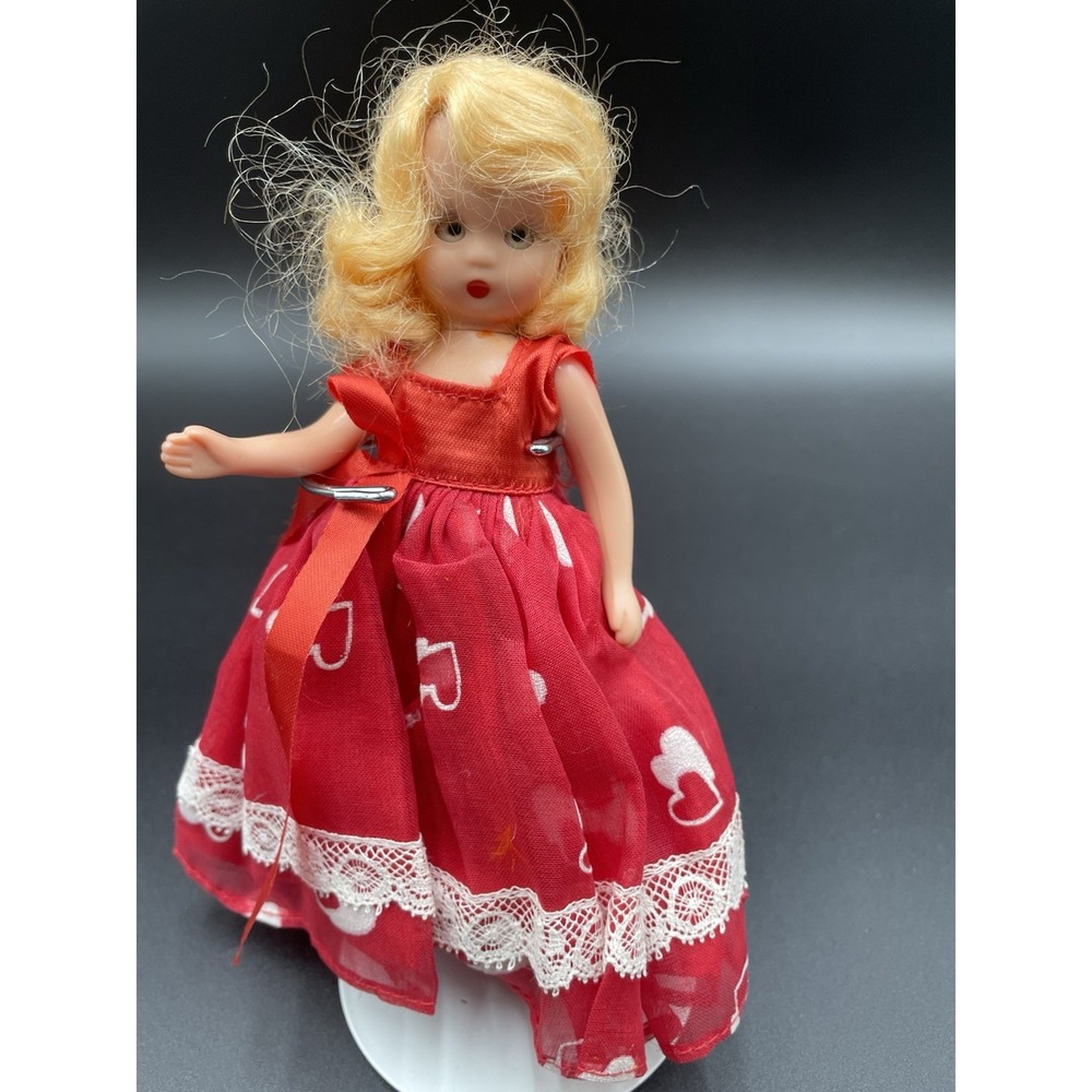 Vintage Nancy‎ Ann Storybook doll Valentine hearts dress